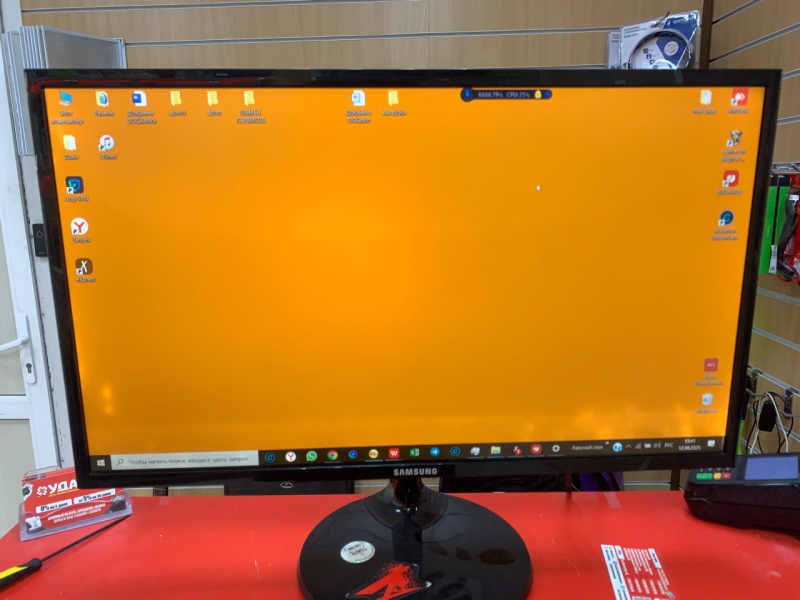 Монитор Samsung S24F350FHI