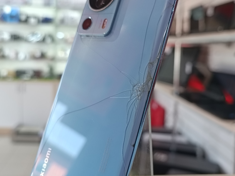 Мобильный телефон Xiaomi 13 Lite