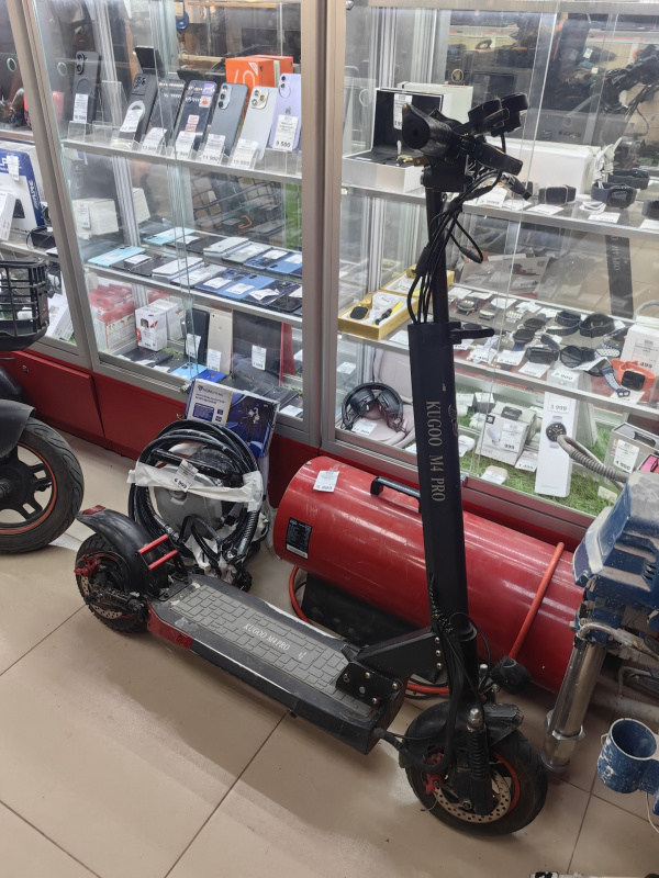 Самокат Kuggo m4 pro