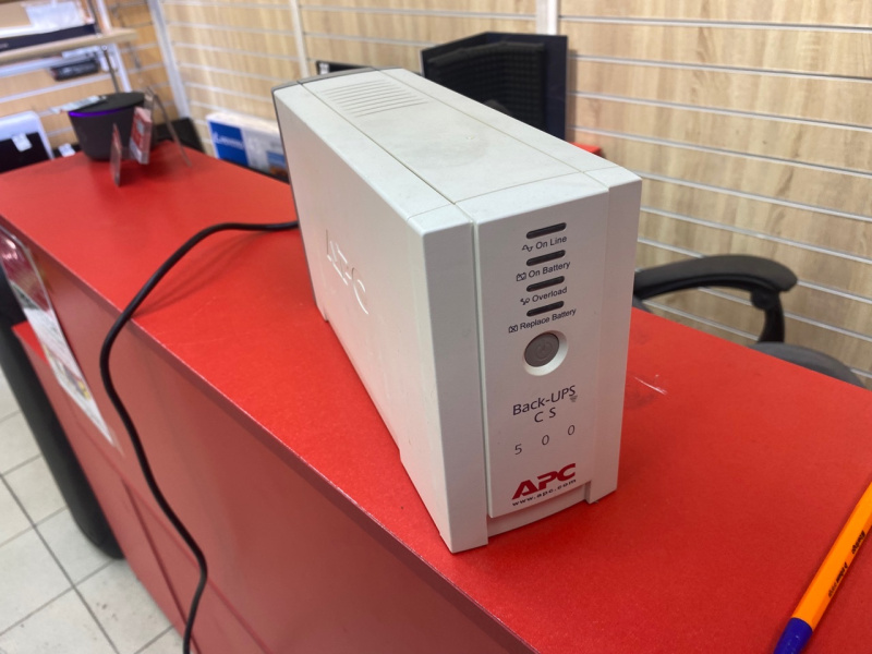 Сетевой фильтр APC ups bj500rs